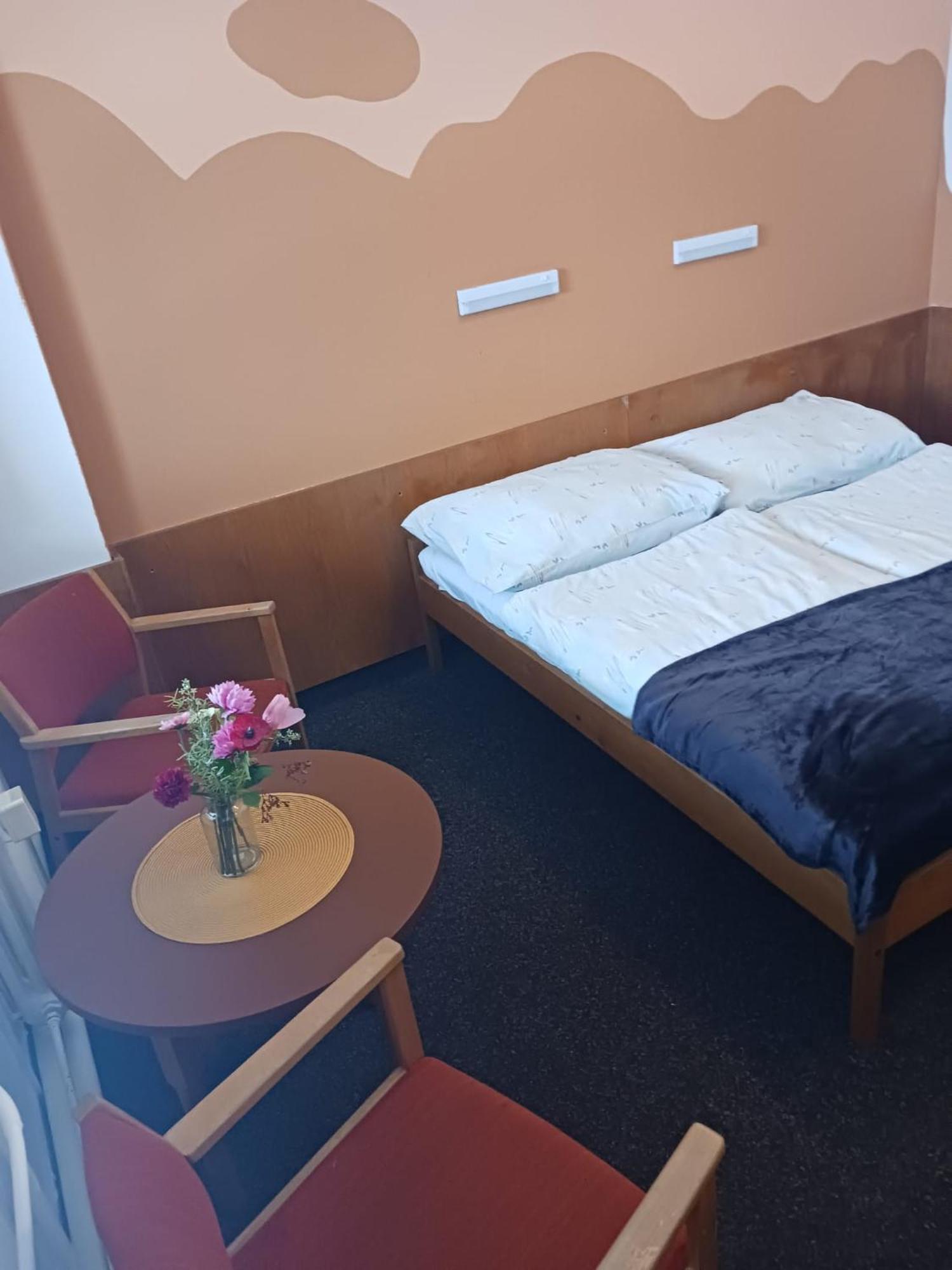 Hotel Albert - Retro Paseky nad Jizerou Buitenkant foto
